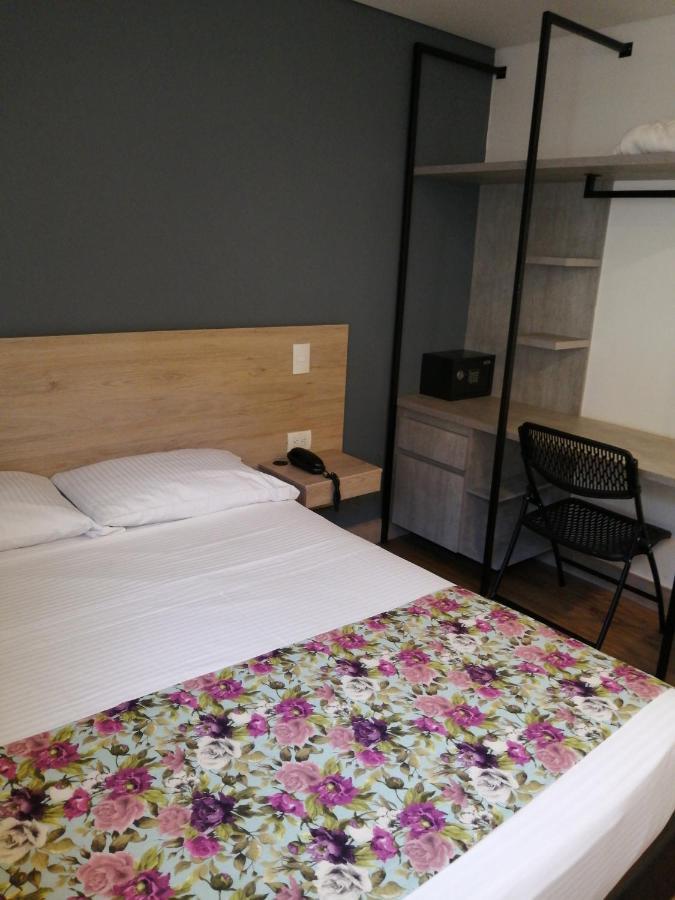 Hotel Poma Rosa Medellín Kültér fotó